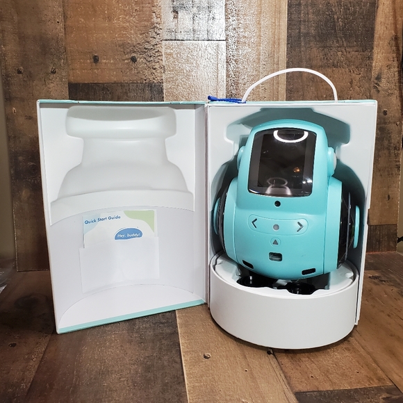 Miko 2 Robot Blue. Playful Learning STEM Robot - Picture 10 of 12